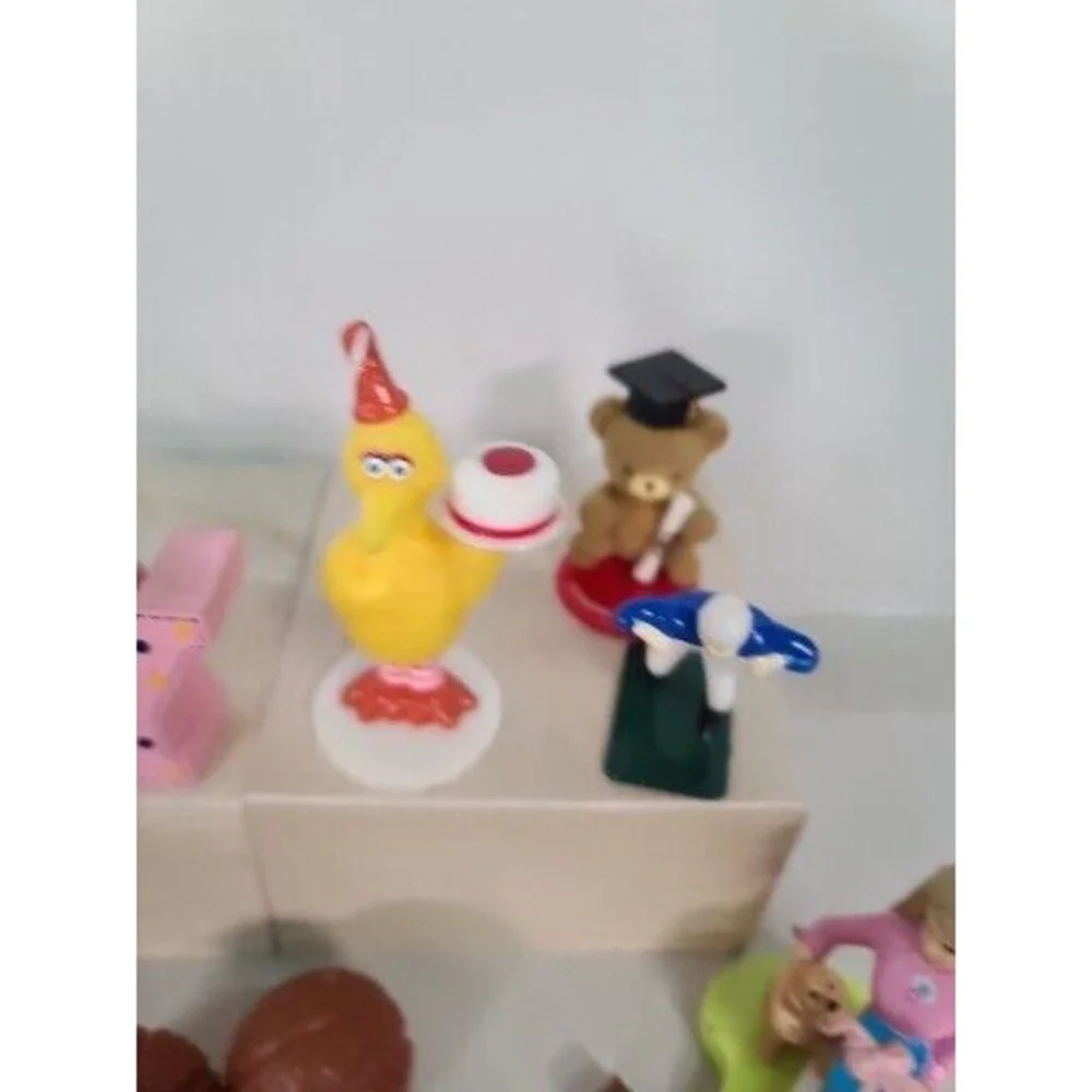Vintage LOT of 40+ pcs. Hard Plastic Big Bird,golf,baby, Barbie, Bears,balls....